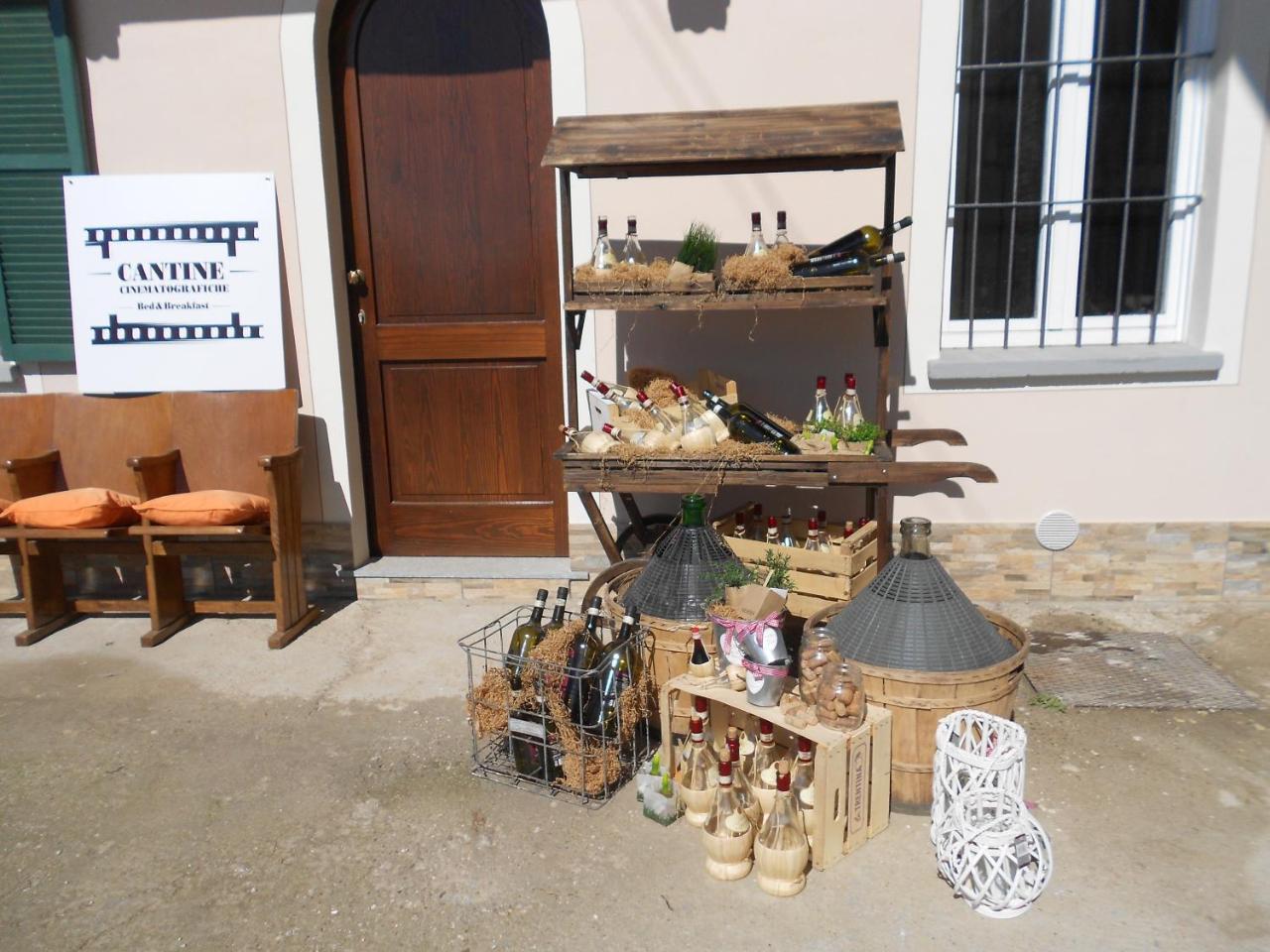 Cantine Cinematografiche Cherasco Exterior photo